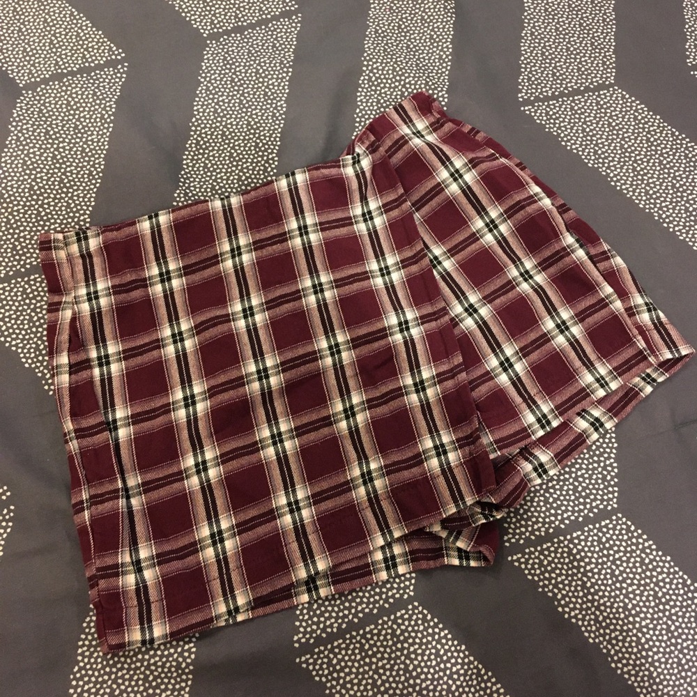 3/$10 ✨ Checkered mini skort